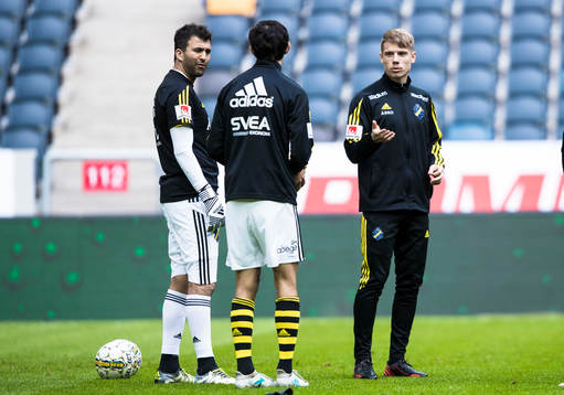s Robert Taylor innan fotbollsmatchen i Allsvenskan mellan
