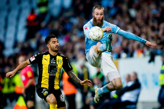 Hammarbys Jiloan Hamad och Malmö FFs Jo Inge Berget
