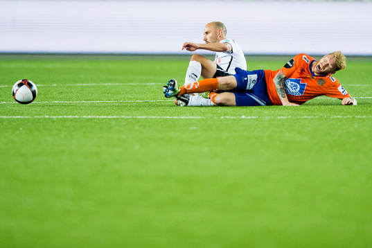 Jone Samuelsen of Odd and Fredrik Kjernmoen Carlsen of