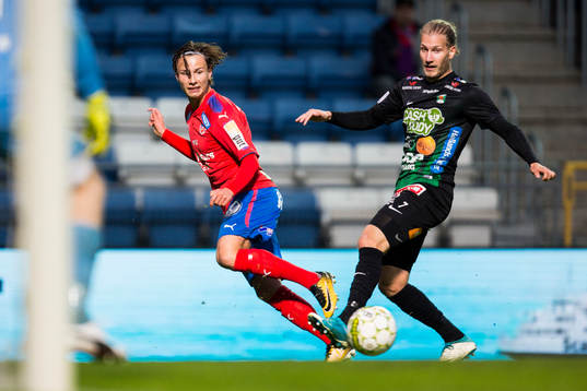 Helsingborgs Alex Timossi Andersson och Varbergs Oliver