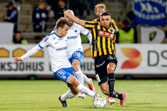 Norrköpings Simon Skrabb och Häckens Ahmed Yasin