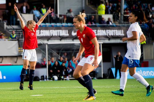 Lisa-Marie Utland celebrates