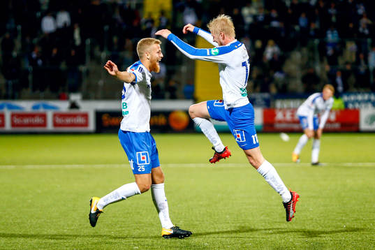 Norrköpings Karl Holmberg och Filip Dagerstål jublar
