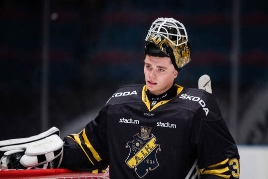 s målvakt Erik Källgren