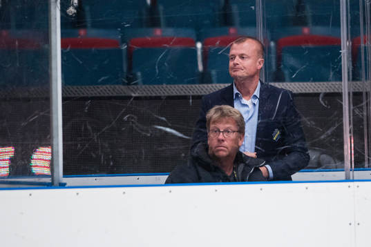 s sportchef Anders Gozzi i sekretariatet