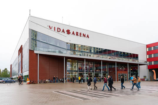 Generell exteriör vy av Vida Arena före ishockeymatchen i