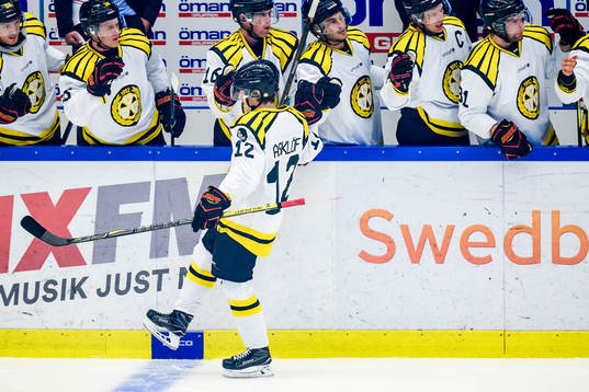 Brynäs Samuel Asklöf jublar
