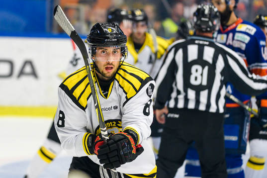 Brynäs Aaron Palushaj jublar