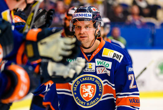 Växjös Janne Pesonen jublar