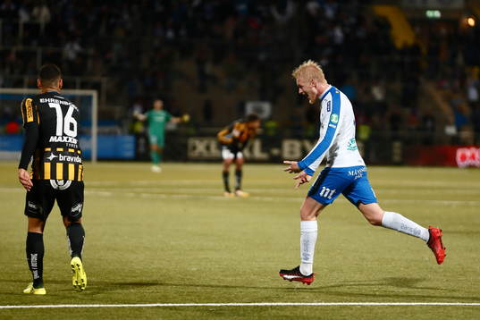 Norrköpings Kalle Holmberg jublar