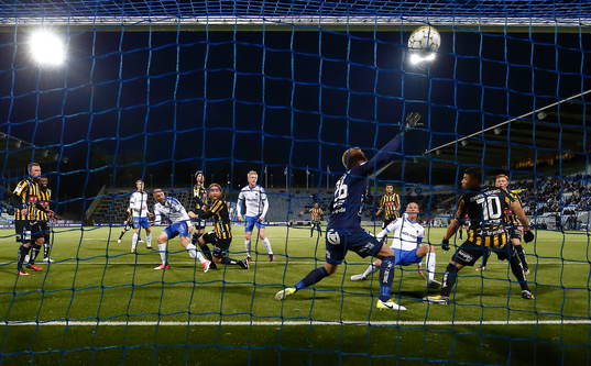Mål 2-0 av Norrköpings Andreas Johansson förbi Häckens