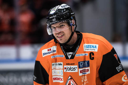 Karlskronas Morten Madsen jublar