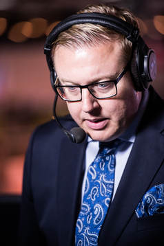 kommentator för C More