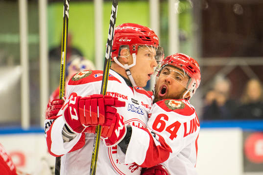 Bläddra bland fler bilder av Ishockey, Hockeyallsvenskan, Västervik - Troja/Ljungby