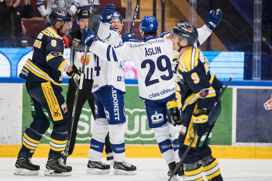 Leksands Isak Skedung jublar