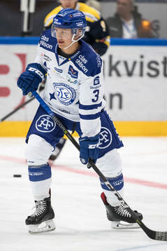 Leksands Daniel Bertov  i ishockeymatchen i