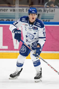 Leksands Martin Karlsson  i ishockeymatchen i