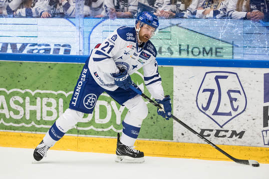 Leksands Mattias Ritola  i ishockeymatchen i