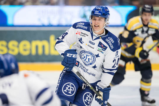 Leksands Isak Skedung  i ishockeymatchen i