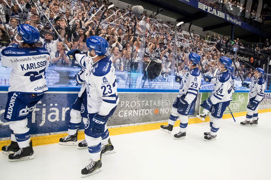 Leksands spelarna jublar