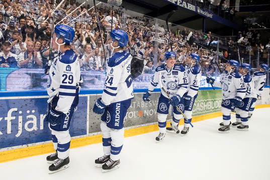 Leksands spelarna jublar