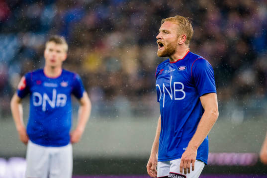 Henrik Kjelsrud Johansen of Vålerenga reacts