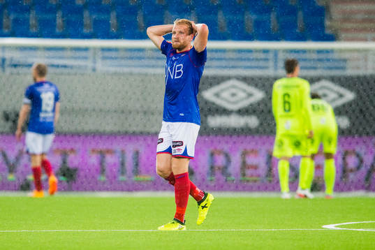Henrik Kjelsrud Johansen of Vålerenga reacts