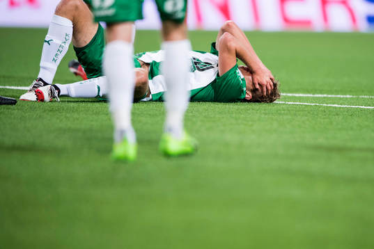 Hammarbys Marcus Degerlund får ont