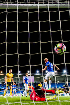 Molde's 1-2 goal is disallowed by referee Svein Oddvar Moen
