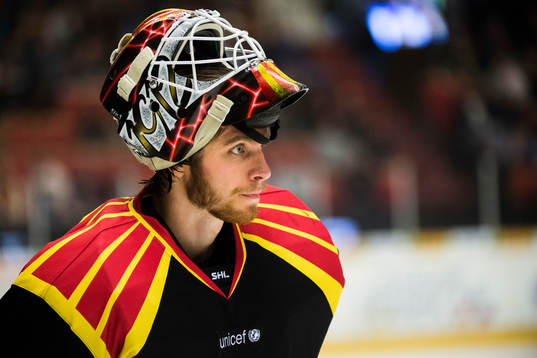 Brynäs målvakt Felix Sandström