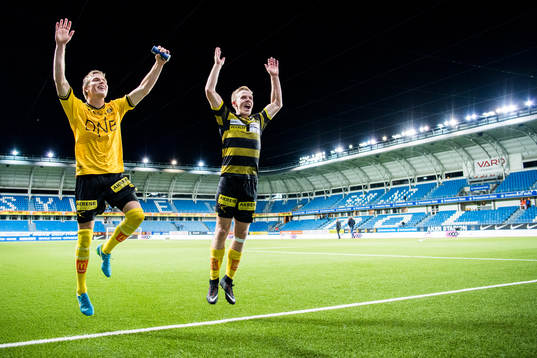 Simen Kind Mikalsen and Erling Knudtzon of Lillestrøm