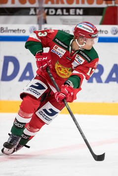 Moras Emil Bejmo  i ishockeymatchen i SHL mellan Mora och