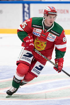 Moras Michael Haga  i ishockeymatchen i SHL mellan Mora och