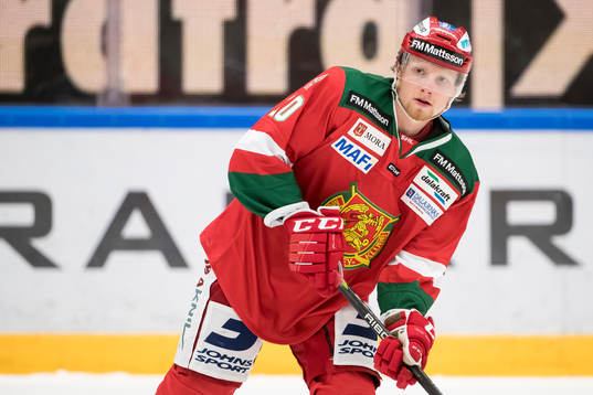 Moras Kristian Hilmerson  i ishockeymatchen i SHL mellan