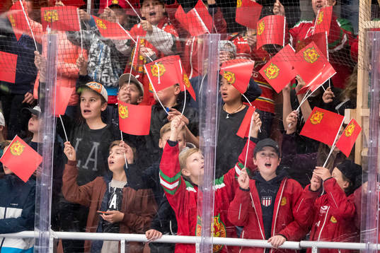 Moras fansen i ishockeymatchen i SHL mellan Mora och Rögle