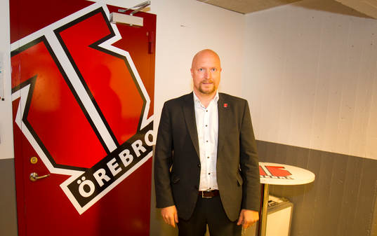 Porträtt på Örebro Hockeys sportchef Niklas Johansson