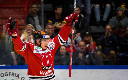 Örebros Jere Sallinen jublar