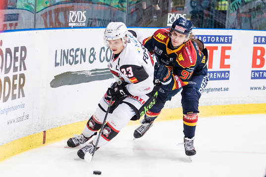 Malmö Redhawks Christoffer Forsberg och Djurgårdens Axel