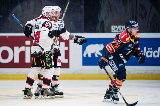 Malmö Redhawks Frederik Storm och Jens Olsson jublar