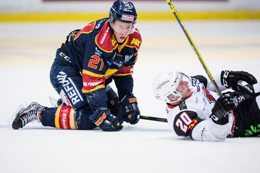 Djurgårdens Andreas Engqvist och Malmö Redhawks Erik