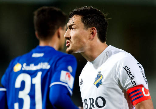 s Stefan Ishizaki är frustrerad och skriker