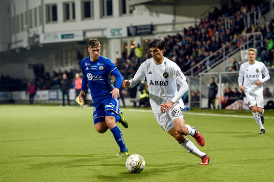 s Jesper Nyholm