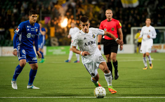 s Nicolas Marcelo Stefanelli