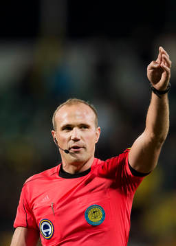 Domare Patrik Eriksson