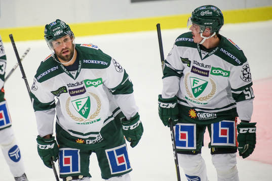 Färjestads Dick Axelsson och Sebastian Erixon