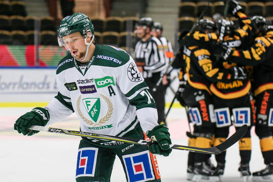 Färjestads Rasmus Asplund deppar