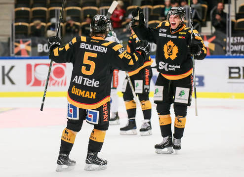 Skellefteås Anton Öhman jublar