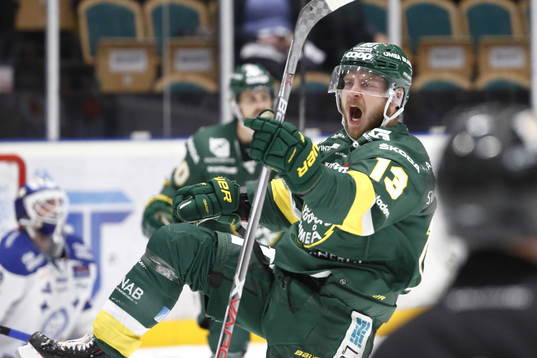 Björklövens Fredric Andersson jublar