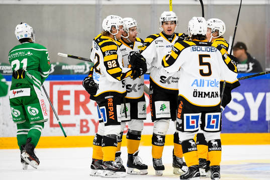 Skellefteås spelare jublar