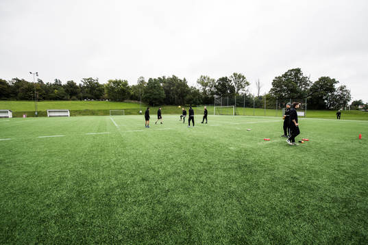 KHK värmer upp med fotboll